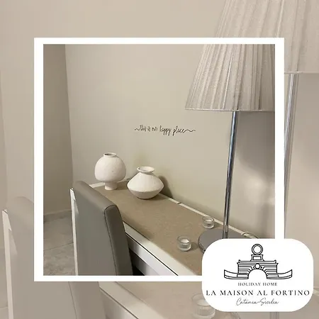 Semesterbostad La Maison Al Fortino Catania